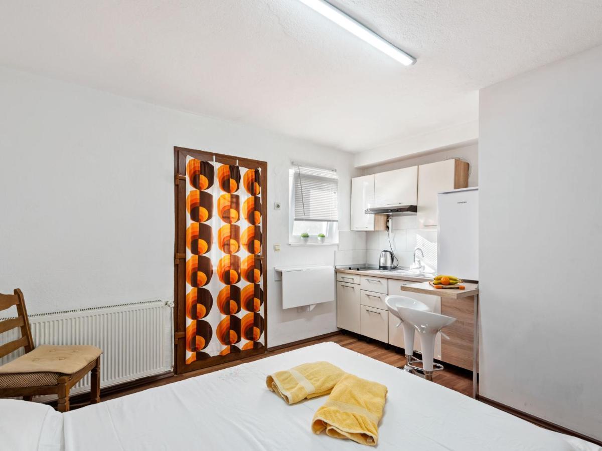 Cosy Holiday Home In Zadar With Garden 外观 照片
